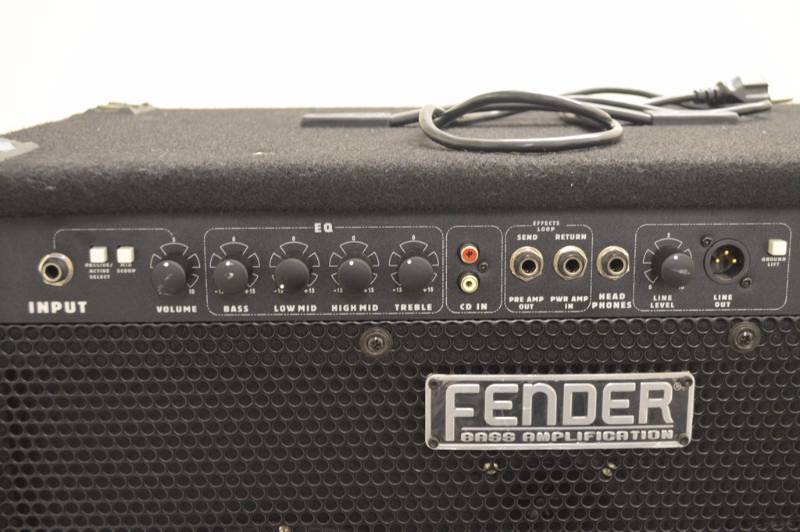 lot 2 image: Fender Bass Amp Rumble 100