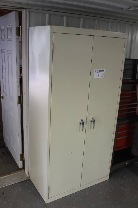 lot 13 image: 5-Shelf Metal 2-Door Cabinet