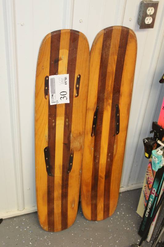 lot 30 image: Lot of (2) Water Skis
