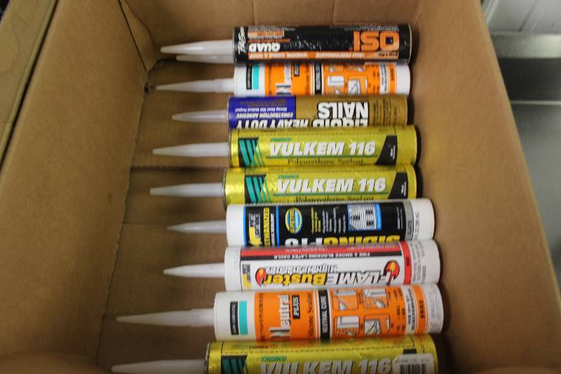 lot 46 image: Box Lot of Caulk Tubes