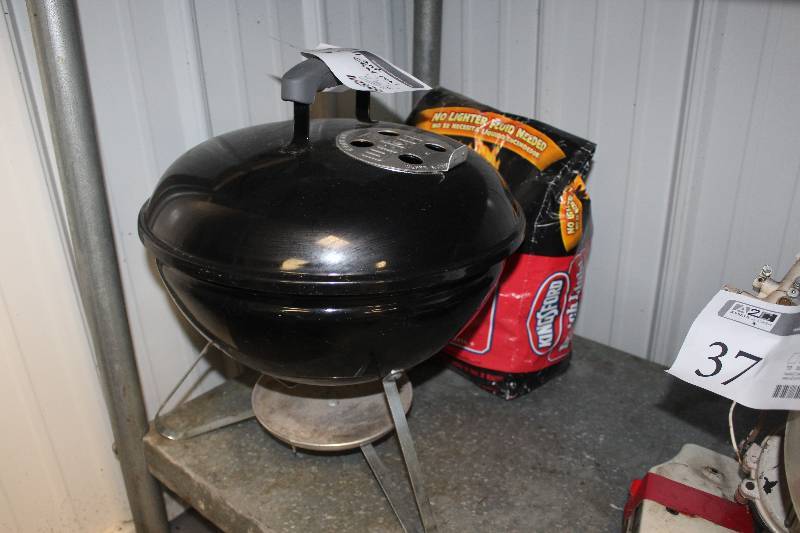lot 35 image: Weber Small Grill w Charcoal
