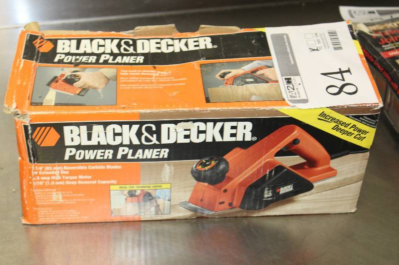 lot 84 image: Black & Decker Power Planar