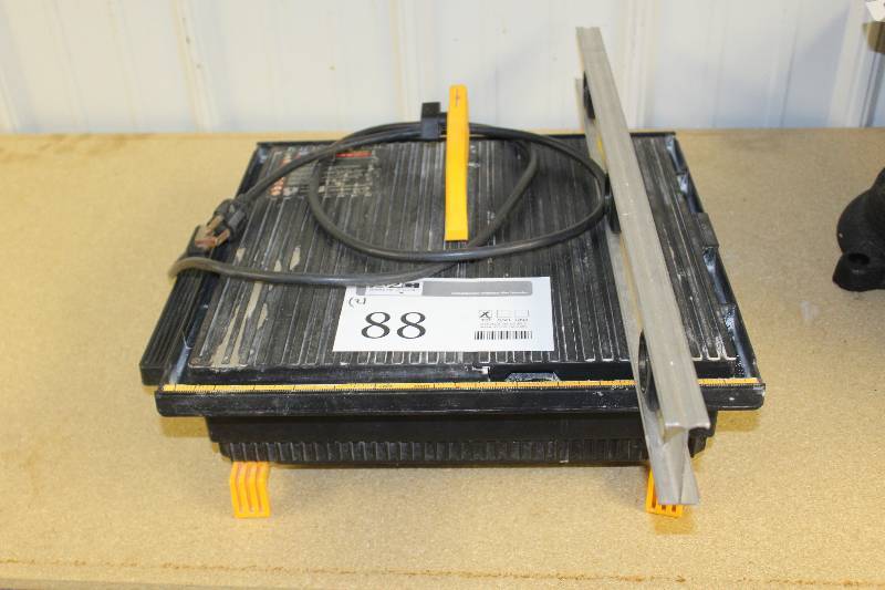 lot 88 image: Lot of (2) Plasplug Diamond Wheel Tile Cutter AND Level