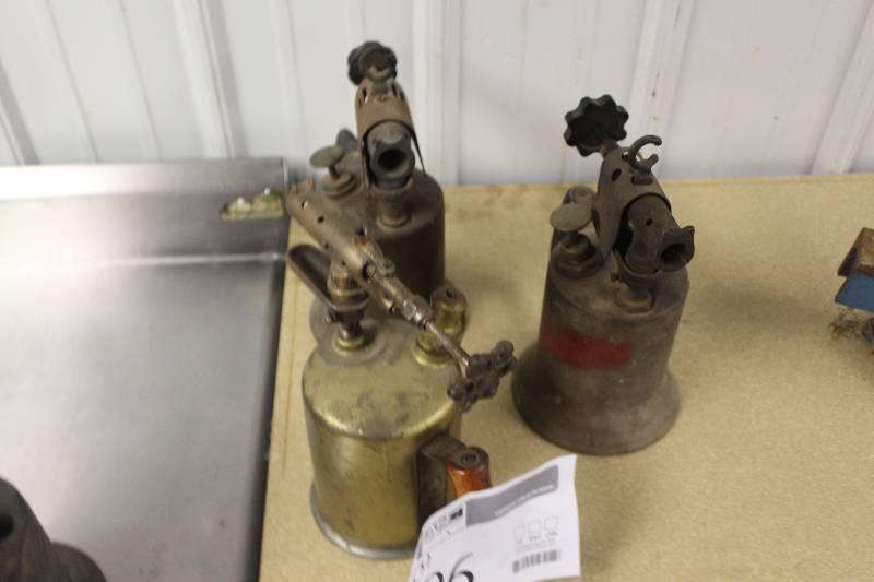 lot 96 image: Lot of (3) Vintage - Turn of the CenturyTorches