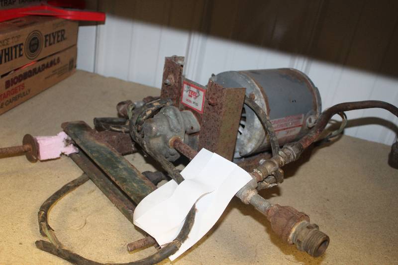 lot 97 image: Pump