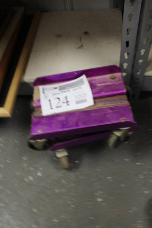 lot 124 image: Lot of (3) Snowmobile Dolly