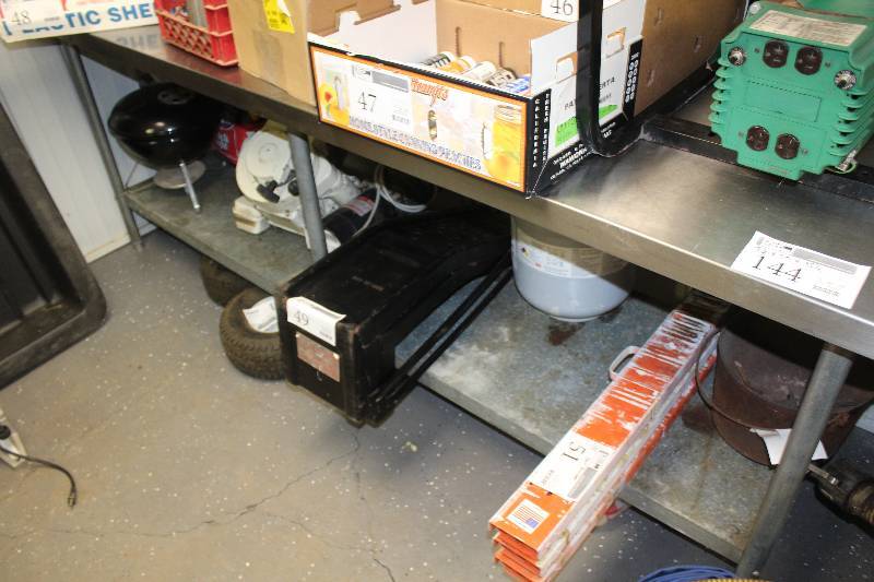 lot 144 image: Stainless Steel Work Table w Lower Shelf