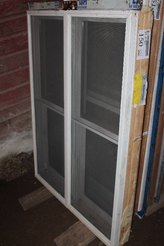 lot 150 image: Radford Double Hung Window