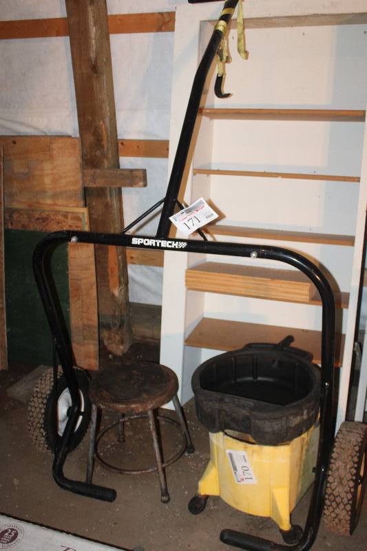 lot 171 image: Sportech Snowmobile Mover