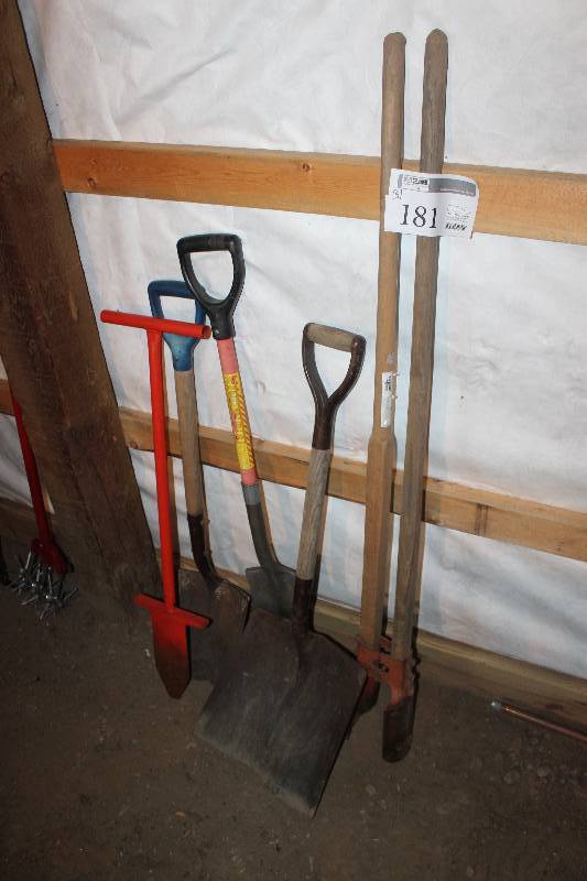 lot 181 image: Lot of (5) Shovels