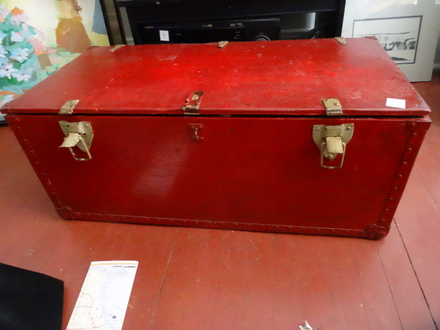 lot 7 image: Vintage Wood Chest Has a Sleeping Bag