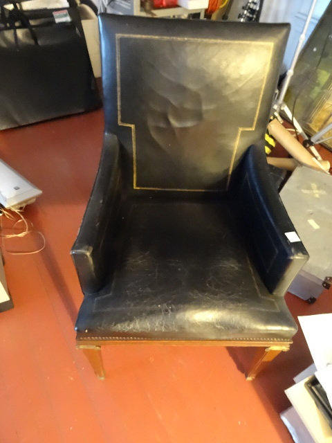 lot 81 image: Vintage Leather Wood Framed Side Chair