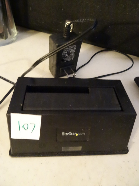 lot 107 image: Star Tech Satadock U2E