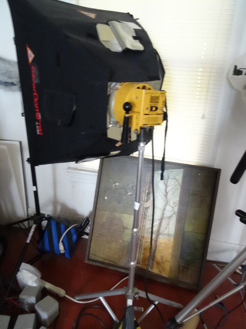 lot 140 image: Lowel Quartz d Camera Spot Light