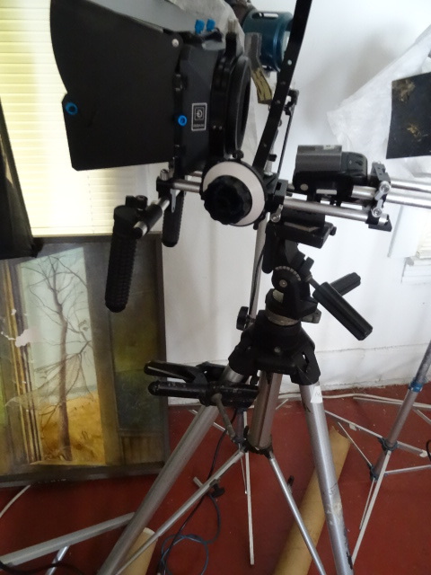lot 142 image: Heavy Duty Movie Camera Tripod