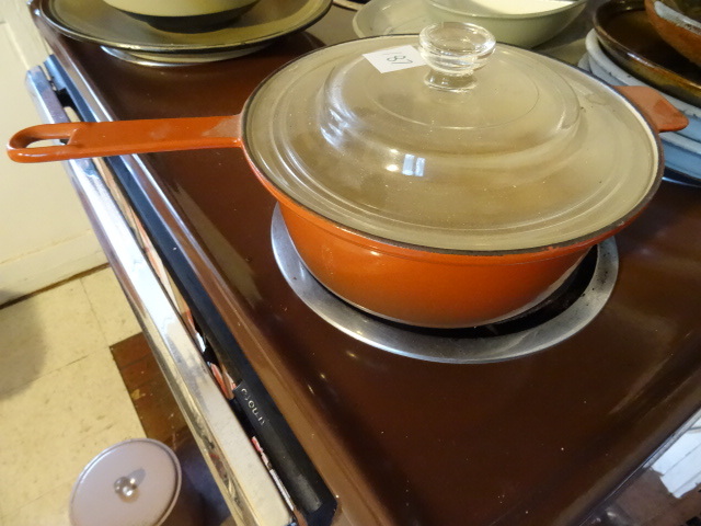 lot 187 image: Cousances Cast Iron Cook Pot