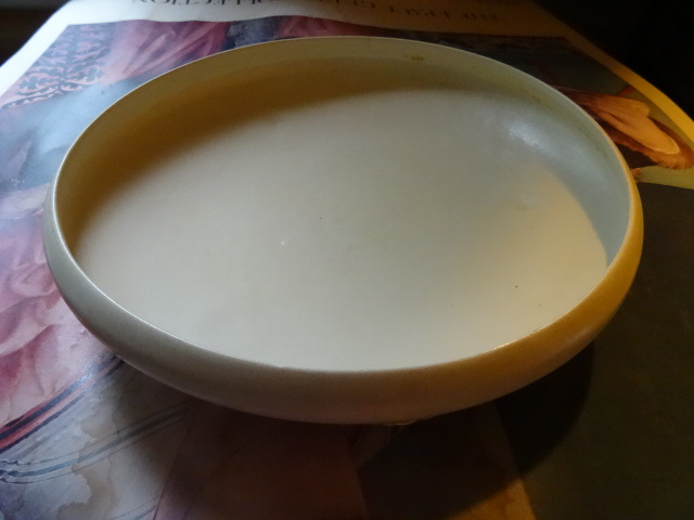 lot 192 image: Redwing Footed Bowl M 1492