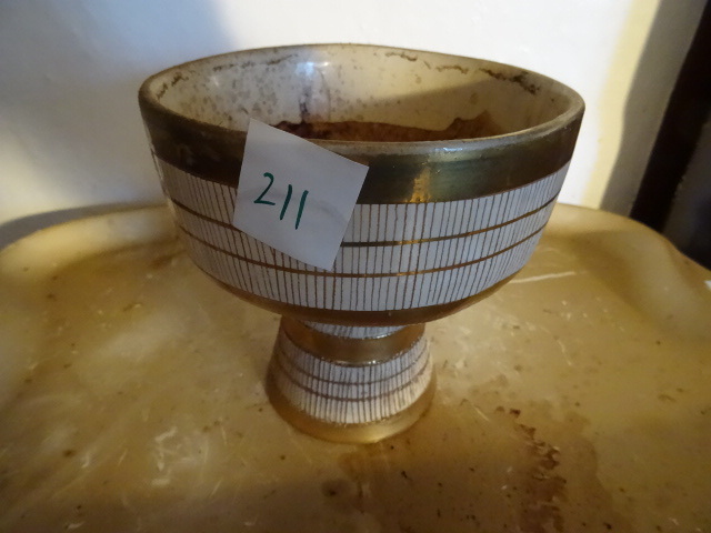 lot 211 image: Vintage Ceramic Challis From Italy