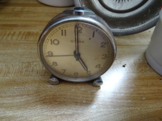 lot 238 image: Vintage Clock, Cyma Watch Company