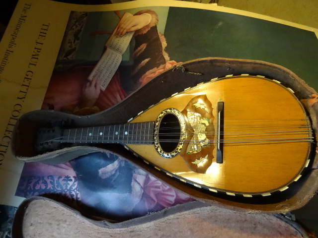 lot 240 image: Antique Mandolin, No Markings,