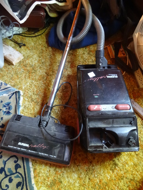 lot 368 image: Eureka Rally Vacuum