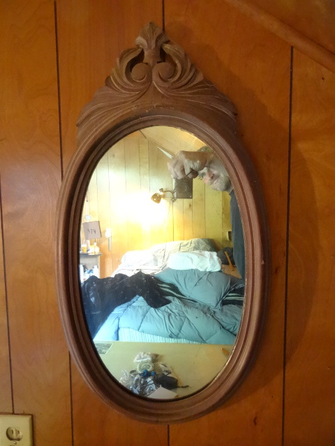 lot 374 image: Vintage Wood Wall Hanging Mirror