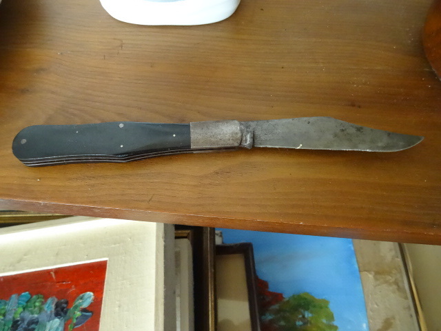 lot 376 image: Vintage Kabar Folding Pocket Knife