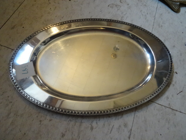 lot 387 image: Barbara Tudor Plate Oneida 12 X 8