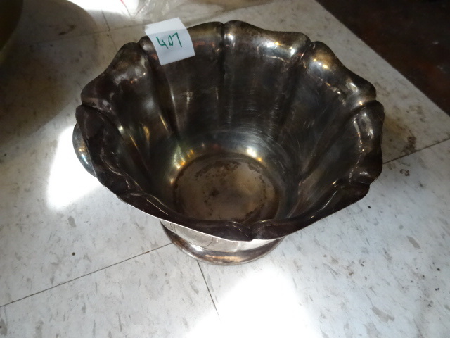 lot 407 image: Homan Silver Plate Pot with Handles