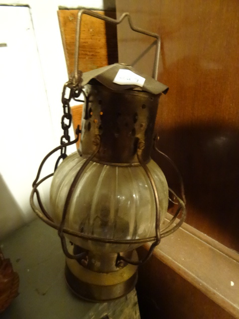 lot 449 image: Vintage Hanging Lantern