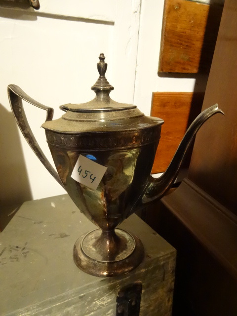 lot 454 image: Forbes Silver Plate Teapot 2404