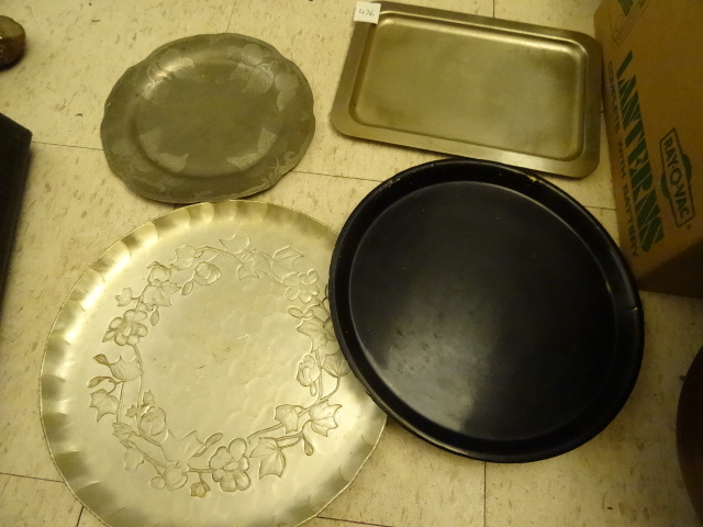 lot 476 image: Pewter, Aluminum and Metal Trays