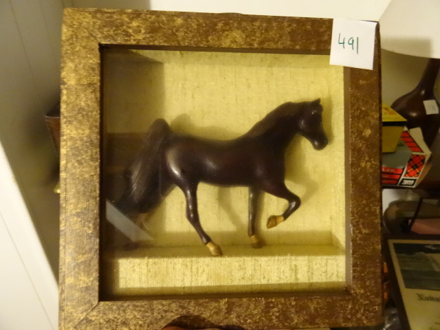 lot 491 image: Antique Carved Horse.