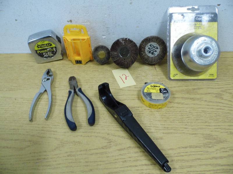 Brushes & Tools