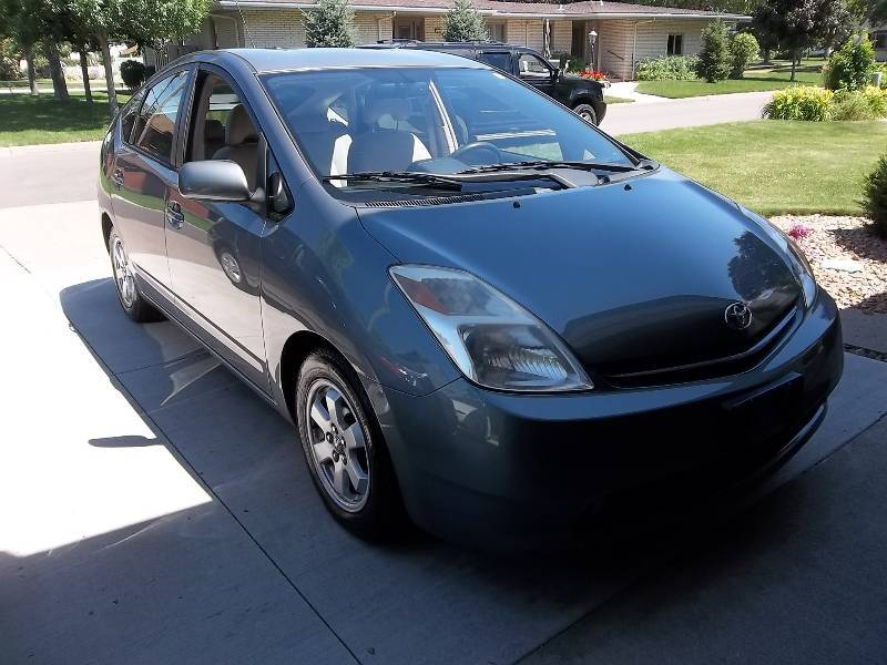 2005 Toyota Prius Hatchback Hybrid