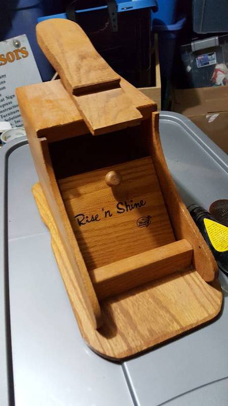 vintage shoe shine box