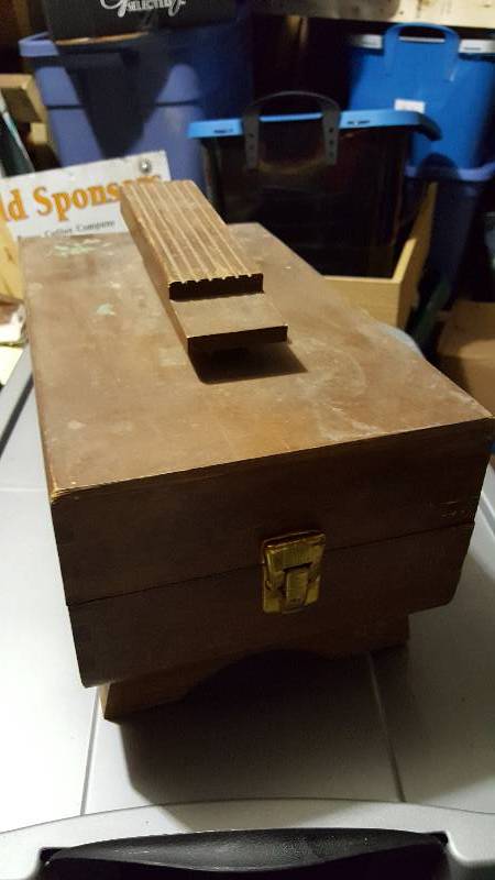 vintage shoe shine box, electric