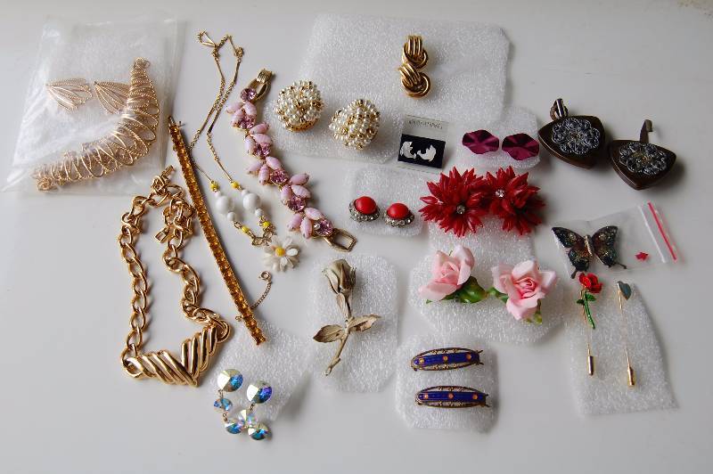 Assorted Jewelry