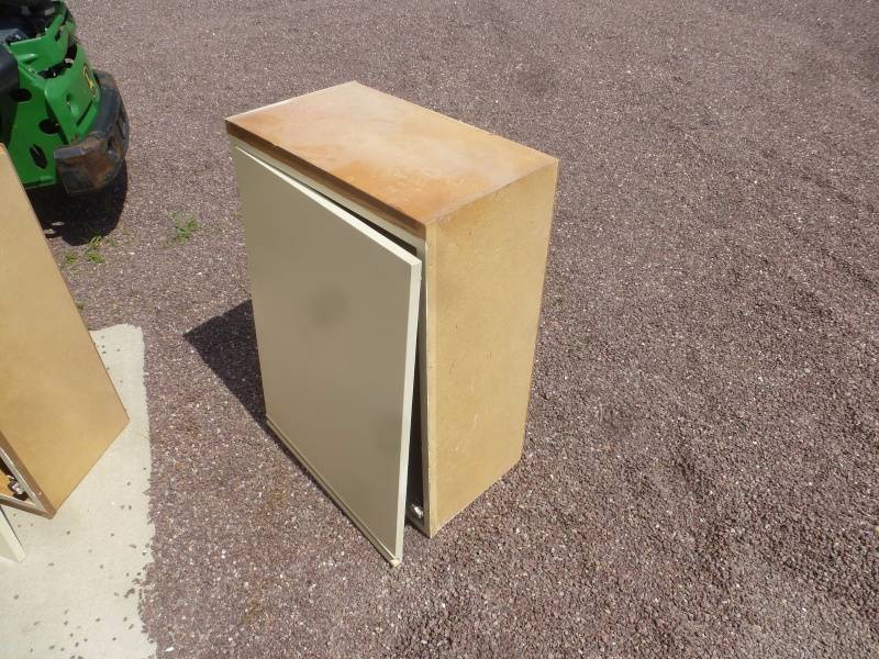 Upper Cabinet
