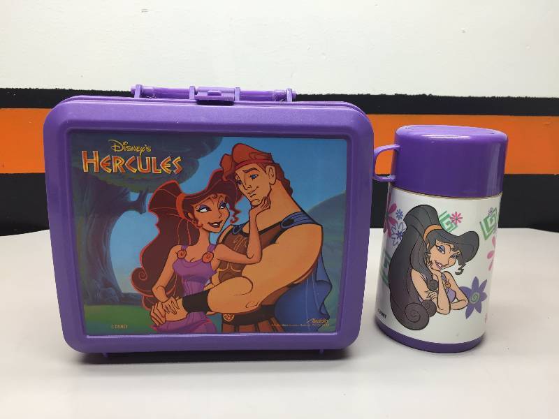 lot 4 image: HERCULES AND BATMAN LUNCH BOXES WITH THERMOS
