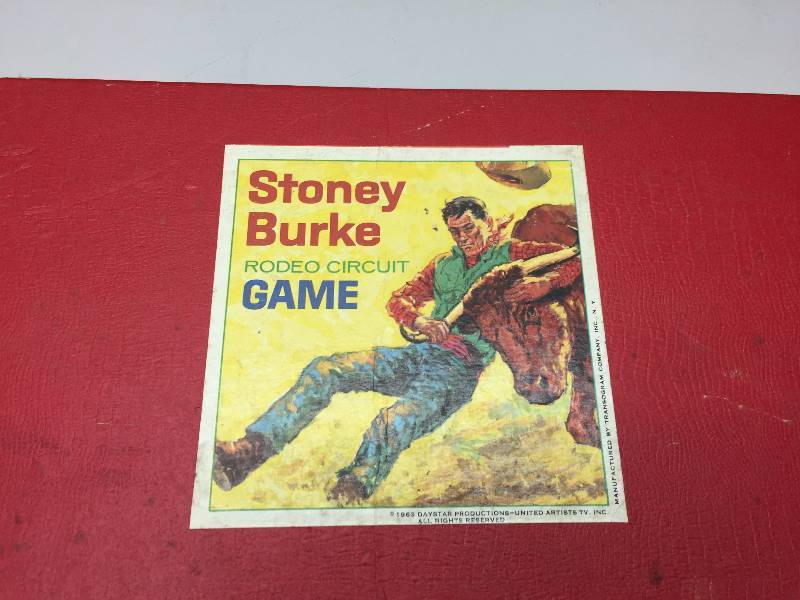 lot 11 image: VIEW MASTERS STEREO REELS, TROLL DOLL, HORSES, CAP GUNS, BRAIN QUEST GAME, RAIDER DOLL