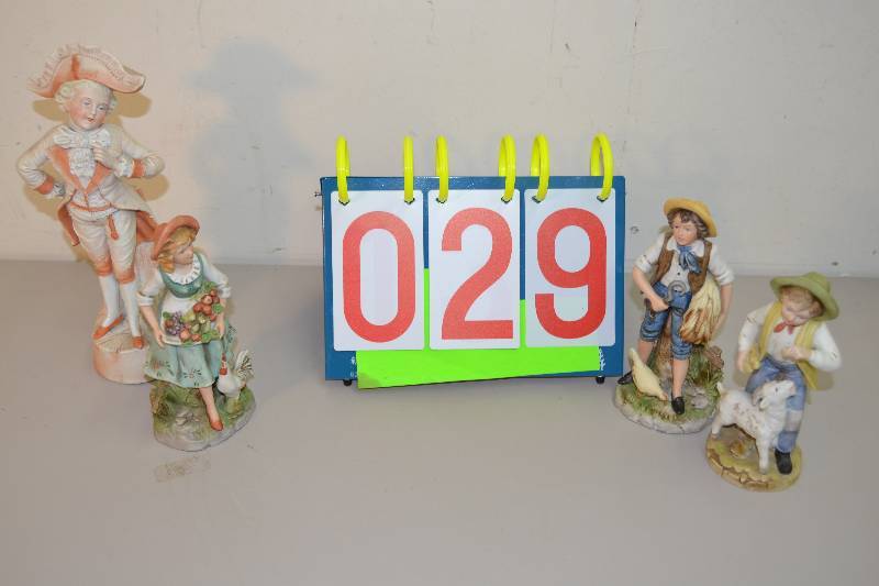 Figurines