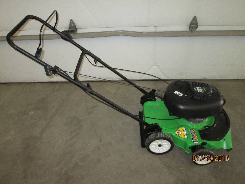 lot 10 image: Lawnboy 6.5HP Self-Propelled 21 La...