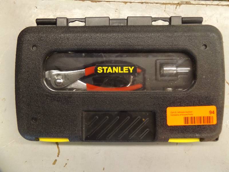 lot 94 image: Stanley Tools, Ratchet set