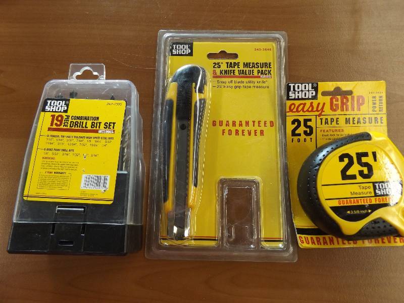 lot 382 image: NEW TOOLS