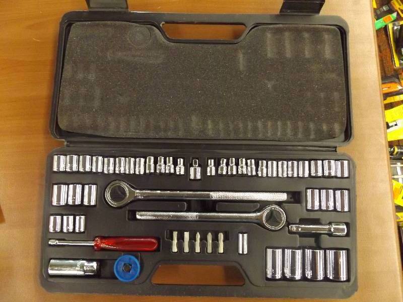 lot 393 image: Tools