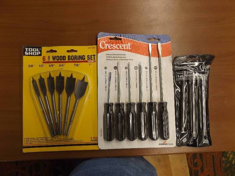 lot 411 image: NEW TOOLS