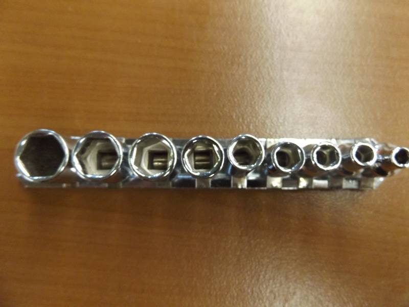 lot 416 image: NEW TOOLS