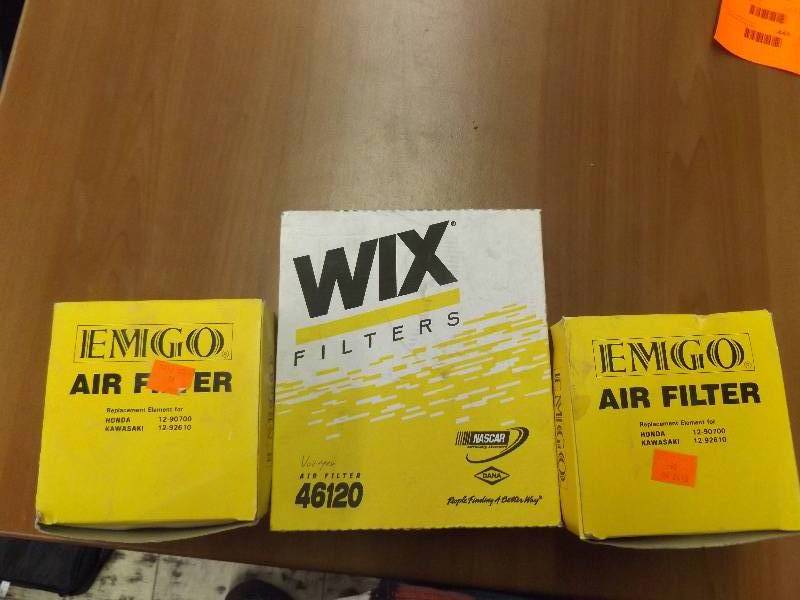 lot 433 image: Air Filters