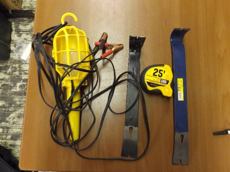 lot 434 image: Tools
